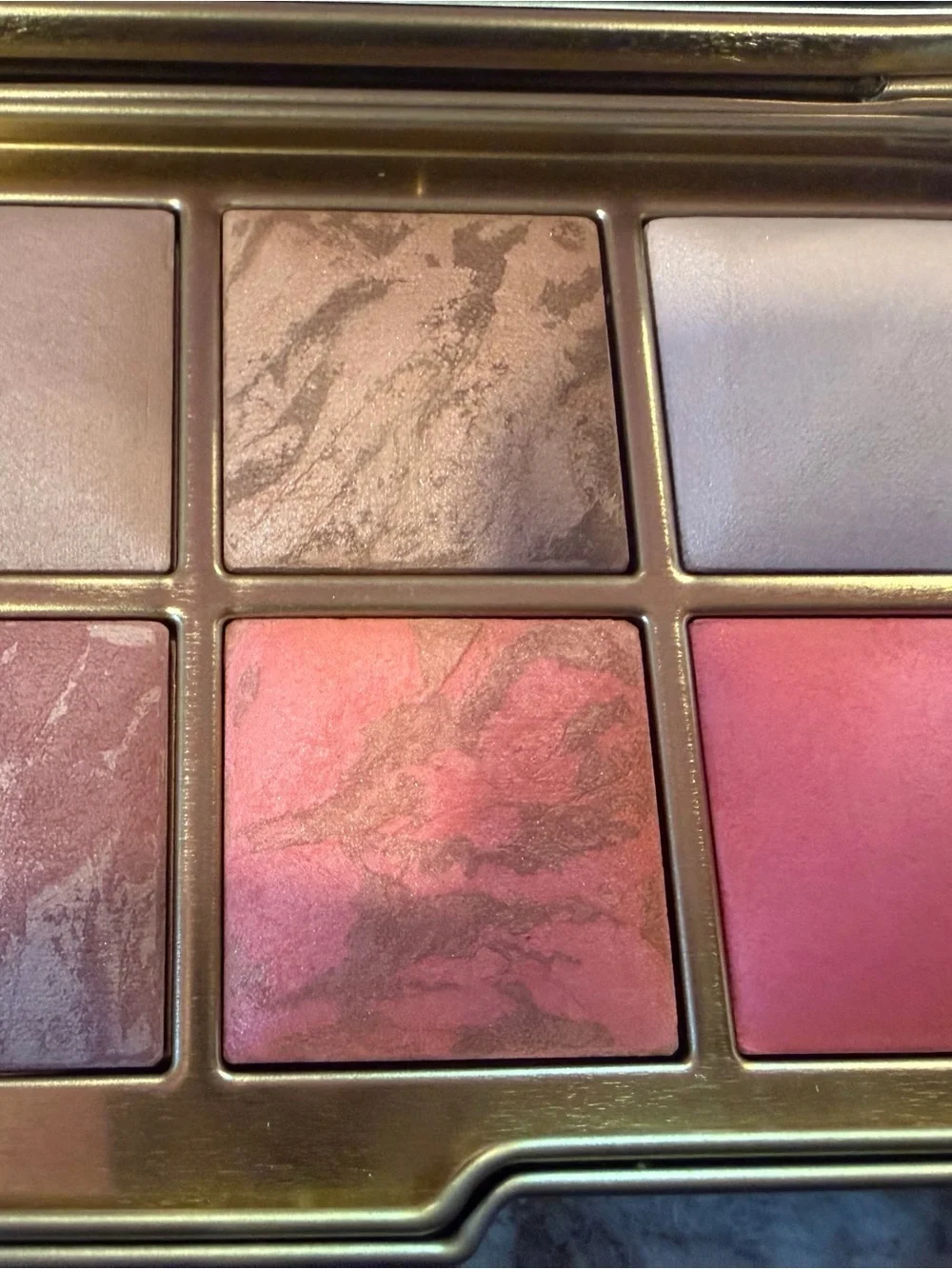 Hourglass Cosmetics Ambient Lighting Volume I charms palette Store exclusive